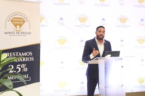 Welinton F. Grull&oacute;n Mercedes anunci&oacute; este mi&eacute;rcoles, la reducci&oacute;n de la Tasa de Inter&eacute;s a un 2.5%